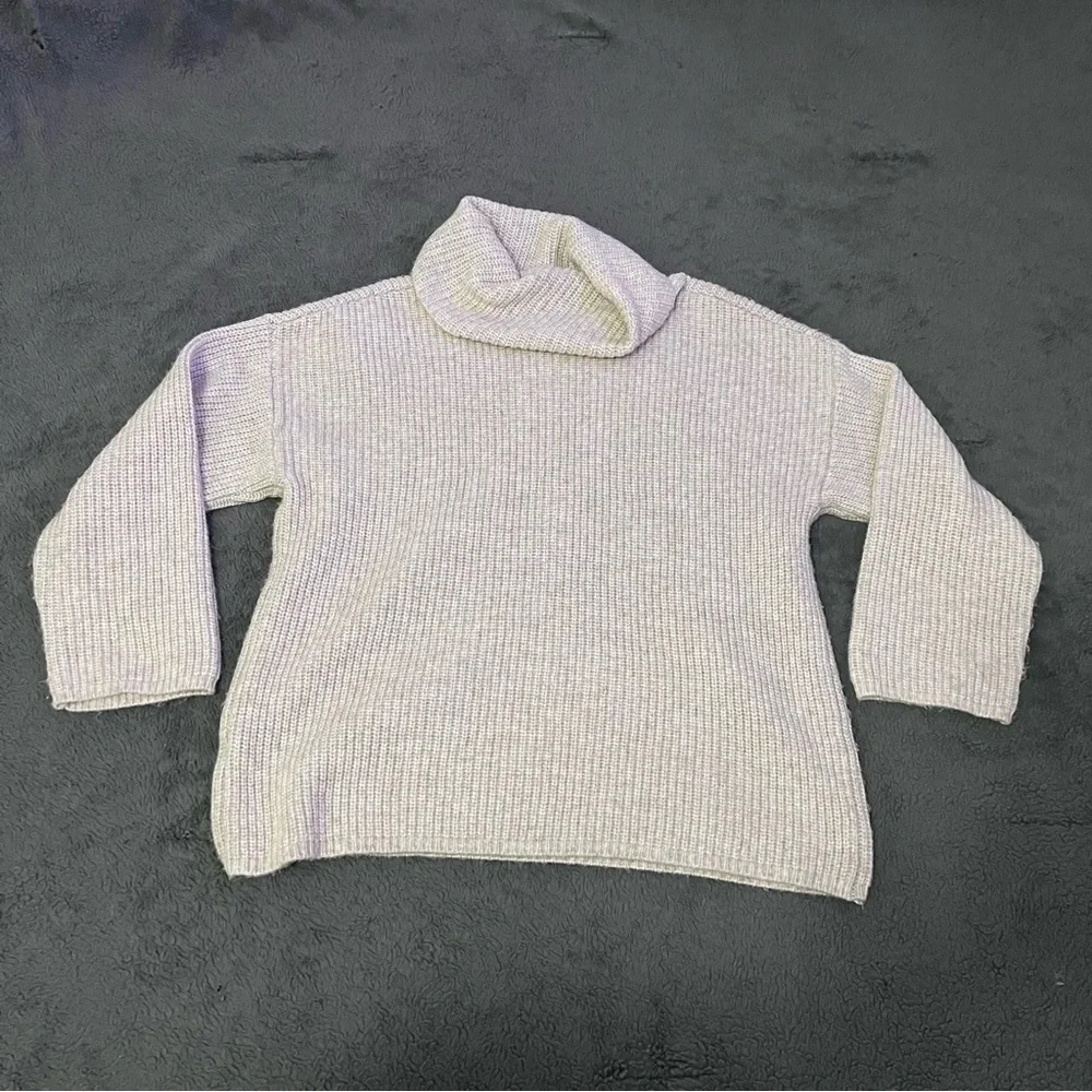ASOS Design Cream Chunky Knit Turtleneck Sweater Cozy Oversized Small
